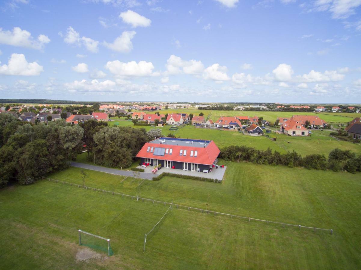 De Oranjerie Villa Buren  Buitenkant foto