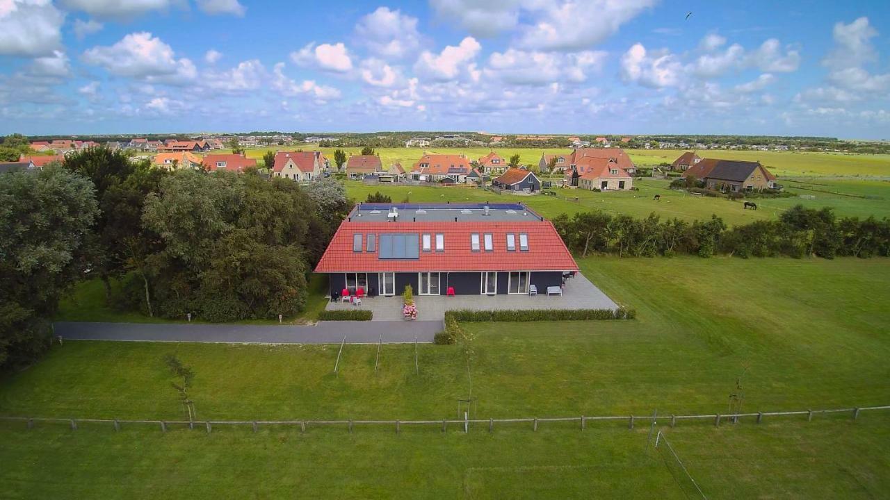 De Oranjerie Villa Buren  Buitenkant foto